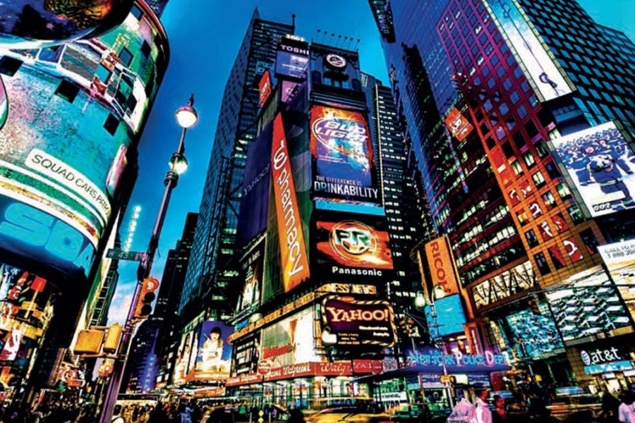 Photo de Times Square, NY avec ses murs d'ecrans