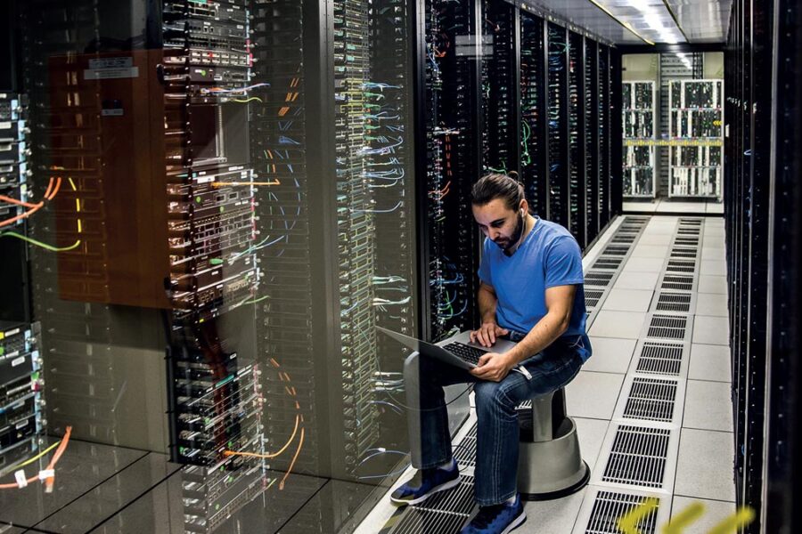Serveurs dans un datacenter