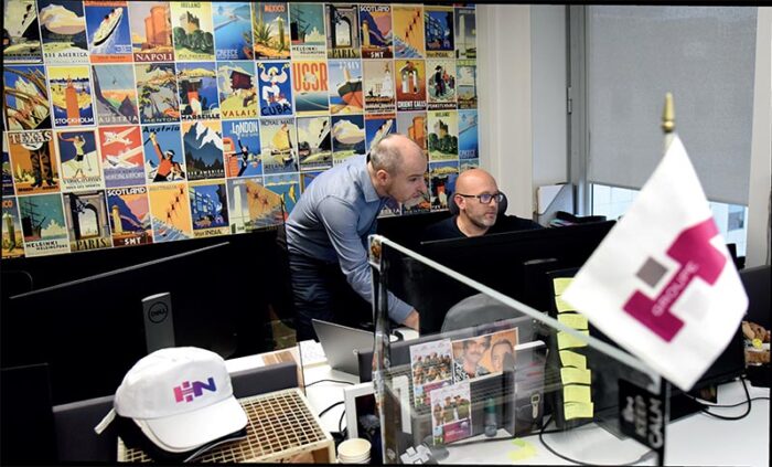 Collaboration entre développeurs chez HN Services