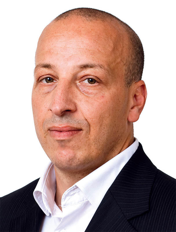 Mos Amokhtari - Red Hat